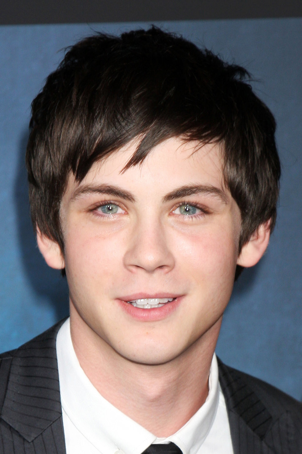 Логан Лерман (Logan Lerman)