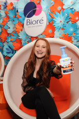 Madelaine Petsch фото №1041838