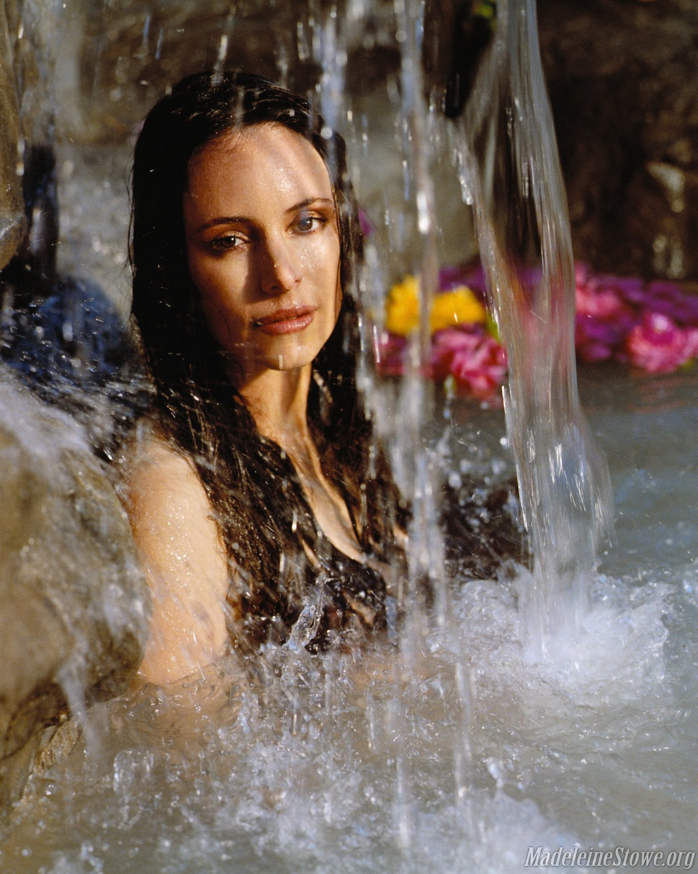 Мэделин Стоув - Madeleine Stowe фото №1265282 - Madeleine Stowe by Lance  Staedler for Esquire Magazine (1998)