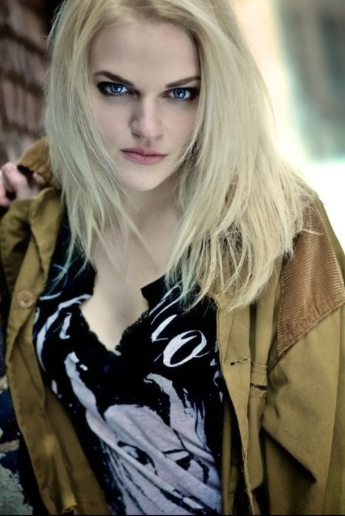 Мадлен Брюэр (Madeline Brewer)