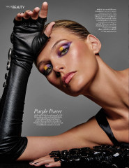 Madison Headrick ~ Vogue Thailand dec 2023 by Yu Tsai фото №1388446