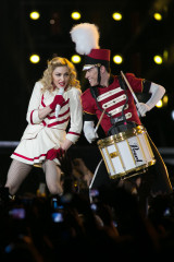 Madonna фото №591504