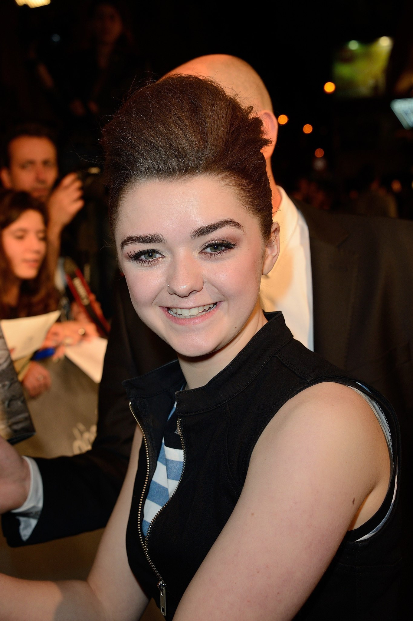 Мэйси Уильямс (Maisie Williams)