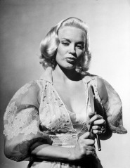 Mamie Van Doren фото №395013