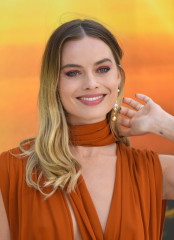 Margot Robbie - "Once Upon a Time...In Hollywood" UK Premiere 07/30/19 фото №1205970