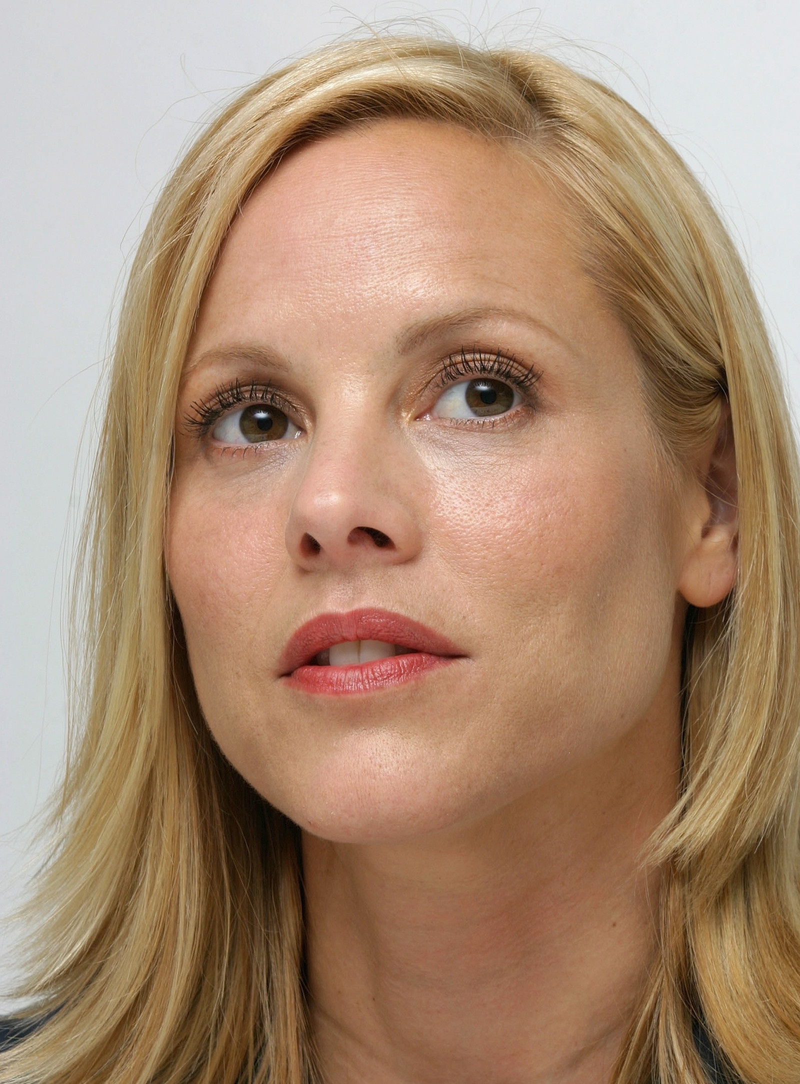 Мария Белло (Maria Bello)