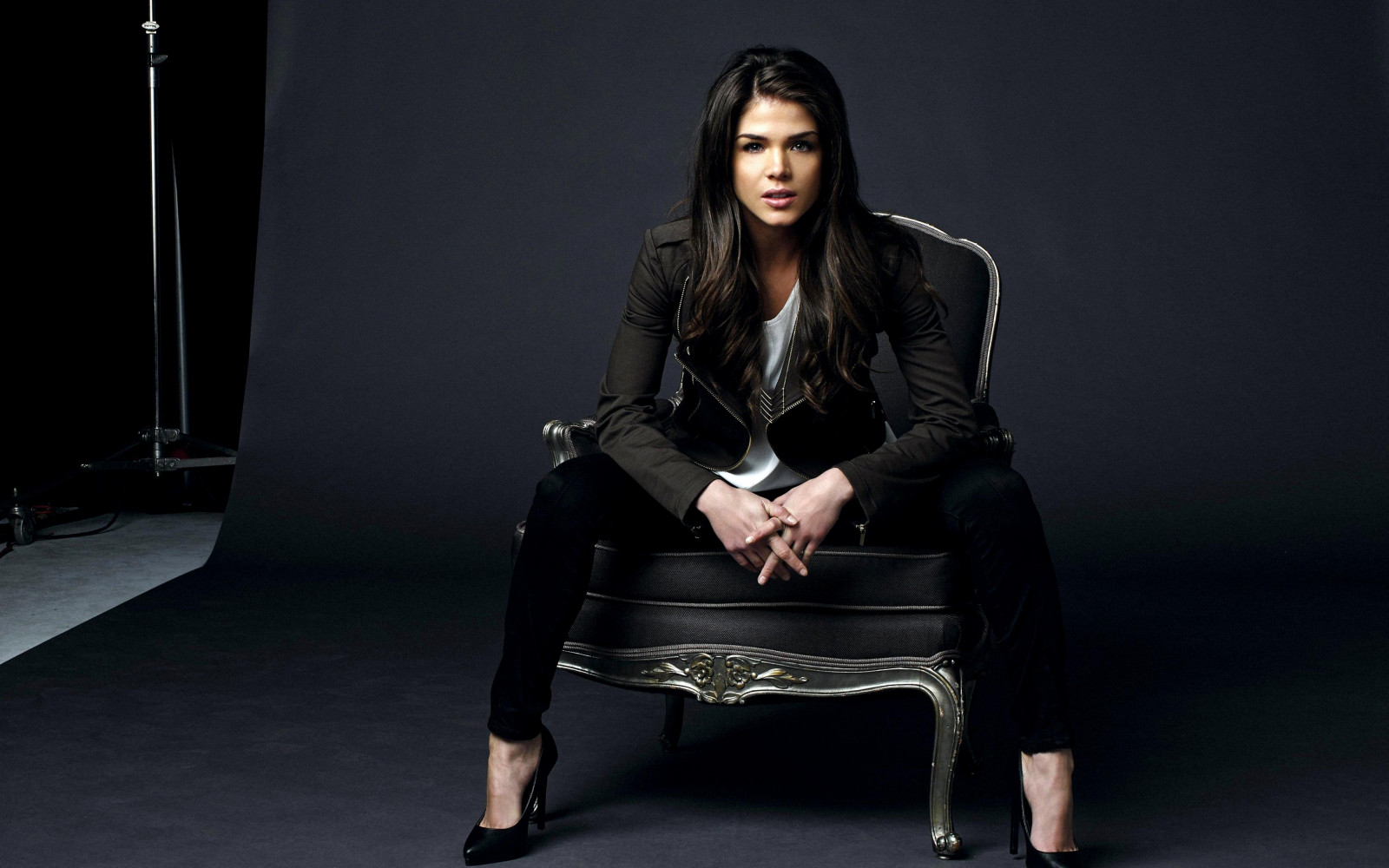 Мария Авгеропулос (Marie Avgeropoulos)