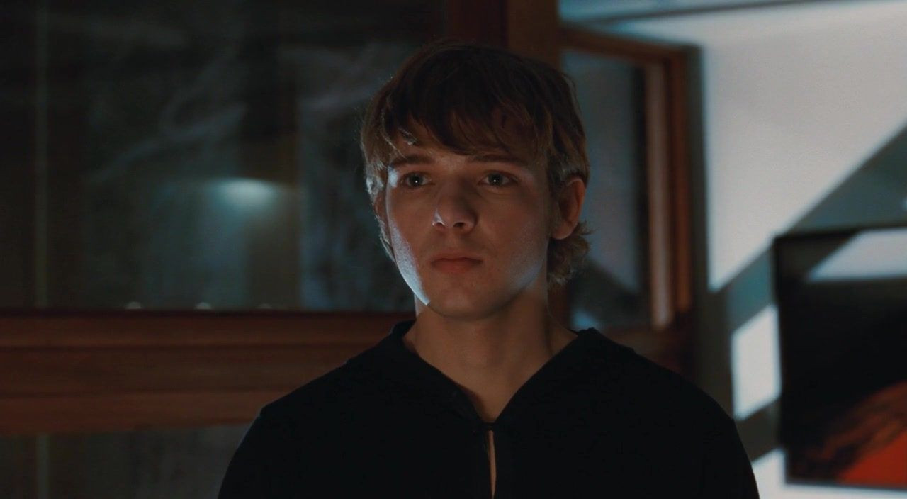 Макс Тириот (Max Thieriot)