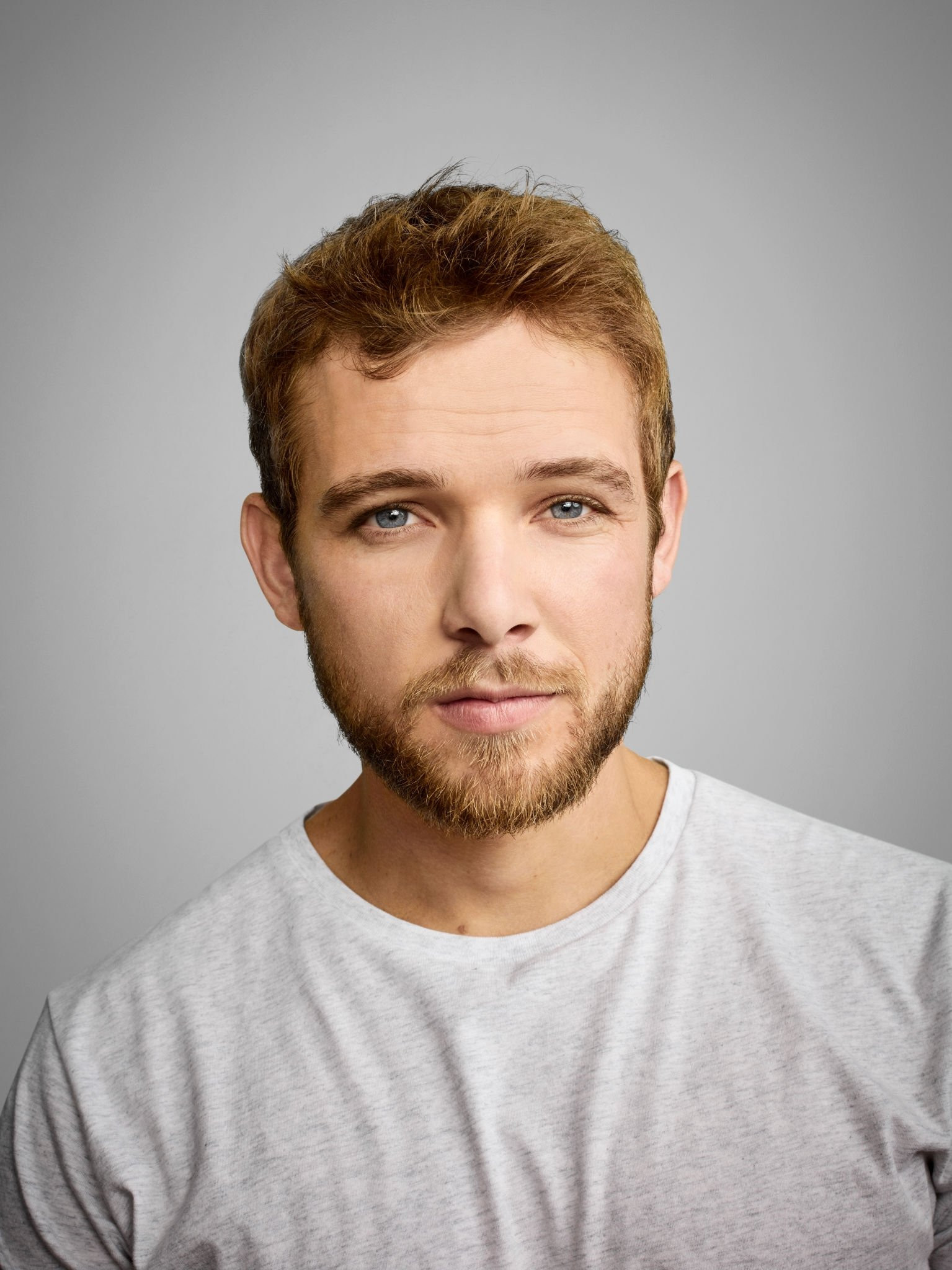 Макс Тириот (Max Thieriot)