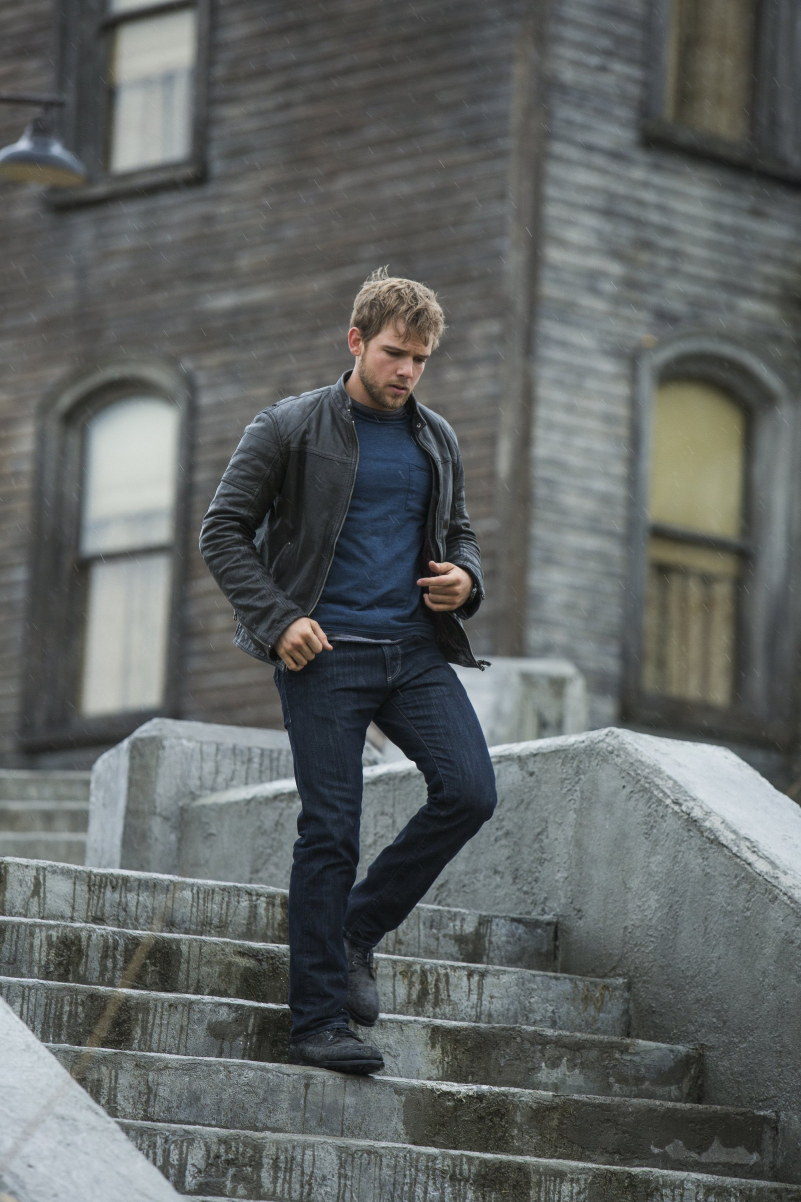 Макс Тириот (Max Thieriot)