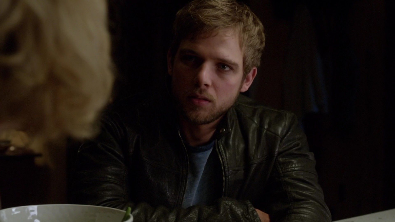 Макс Тириот (Max Thieriot)