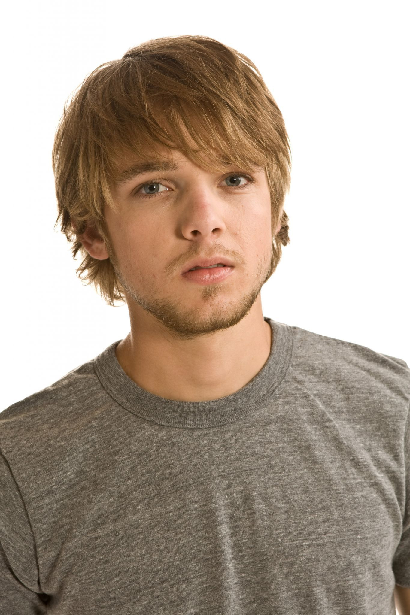 Макс Тириот (Max Thieriot)