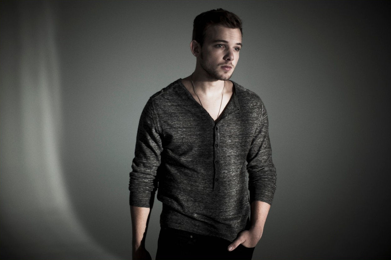 Макс Тириот (Max Thieriot)