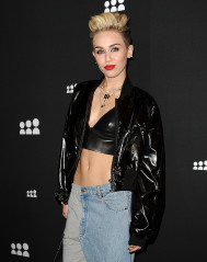 Miley Cyrus фото №653252