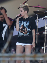 Miley Cyrus фото №653391