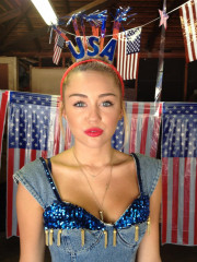 Miley Cyrus фото №531526