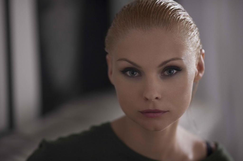 Мианна Бёринг (MyAnna Buring)