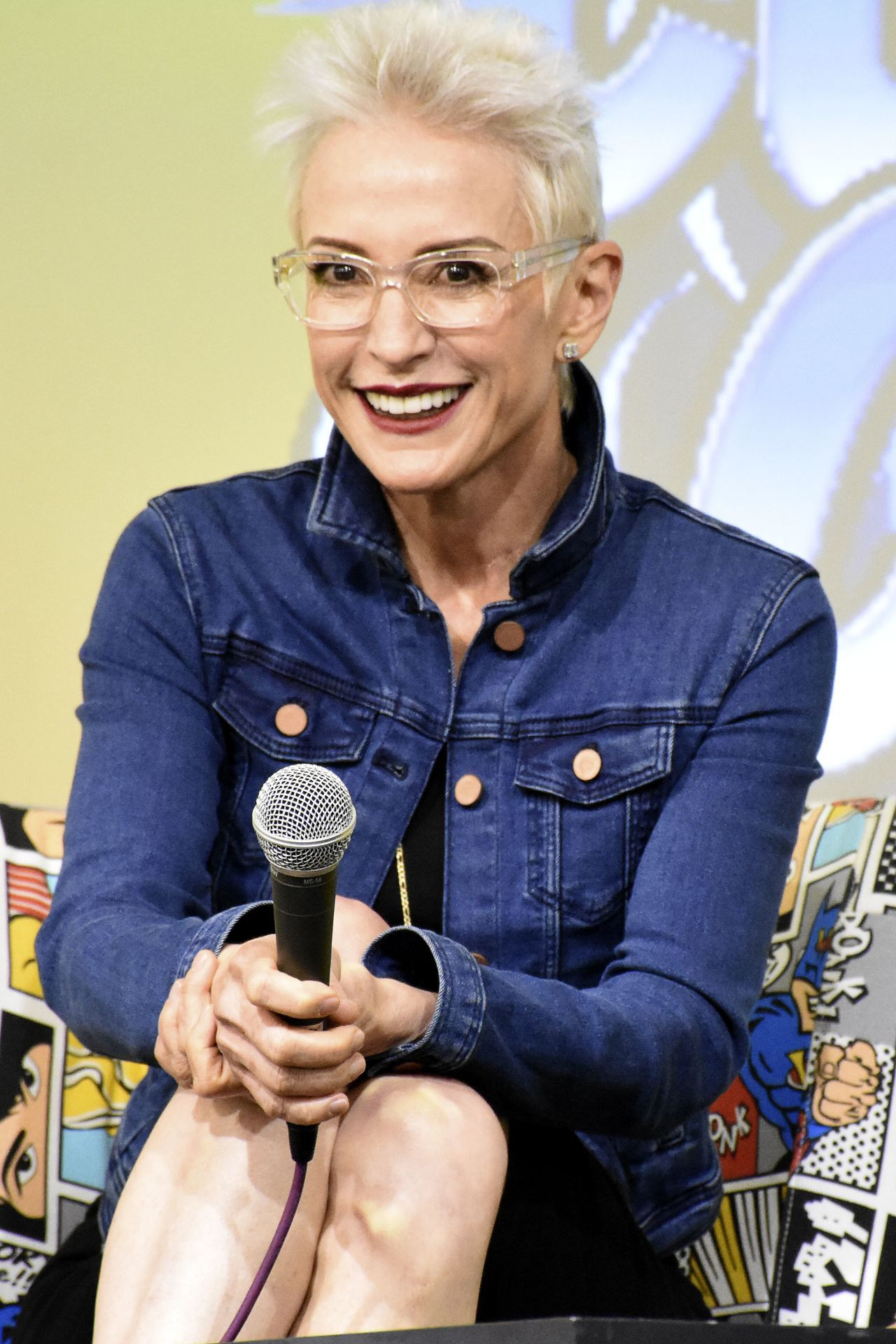 Нана Визитор (Nana Visitor)