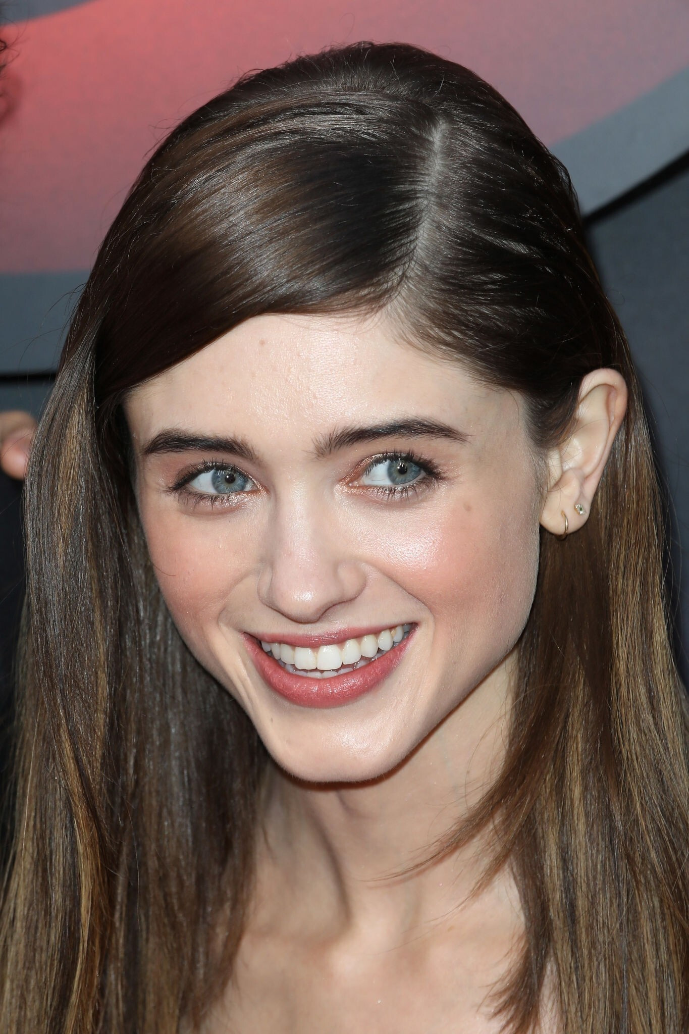 Наталия Дайер (Natalia Dyer)