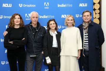 Natalia Dyer – IndieWire Sundance Studio 01/26/2019 фото №1137408