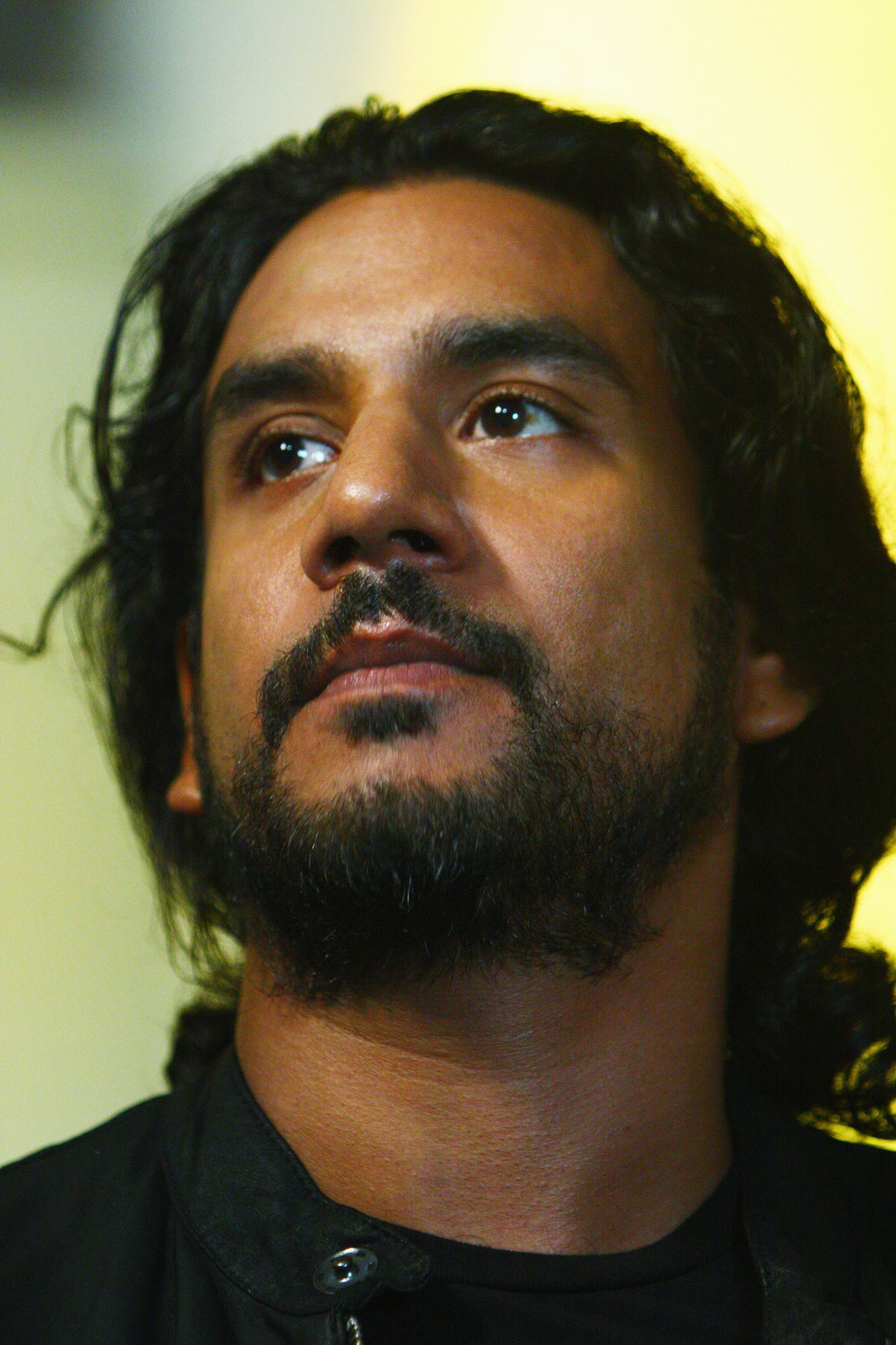 Навин Энрюс (Naveen Andrews)