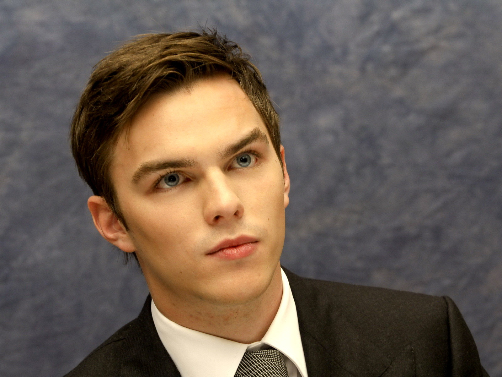 Николас Холт (Nicholas Hoult)