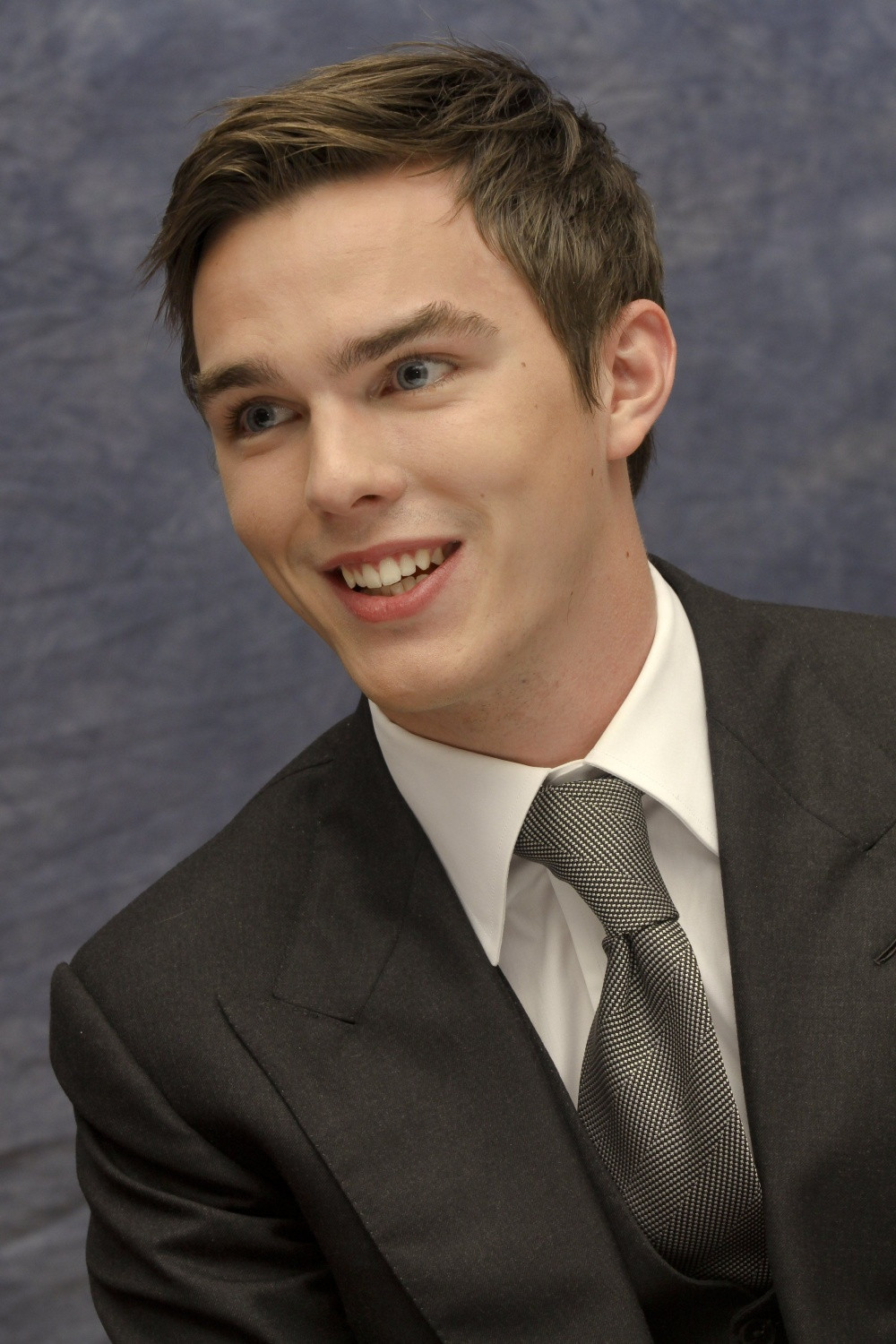 Николас Холт (Nicholas Hoult)