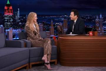 Nicole Kidman - The Tonight Show with Jimmy Fallon 12/08/2021 фото №1329710