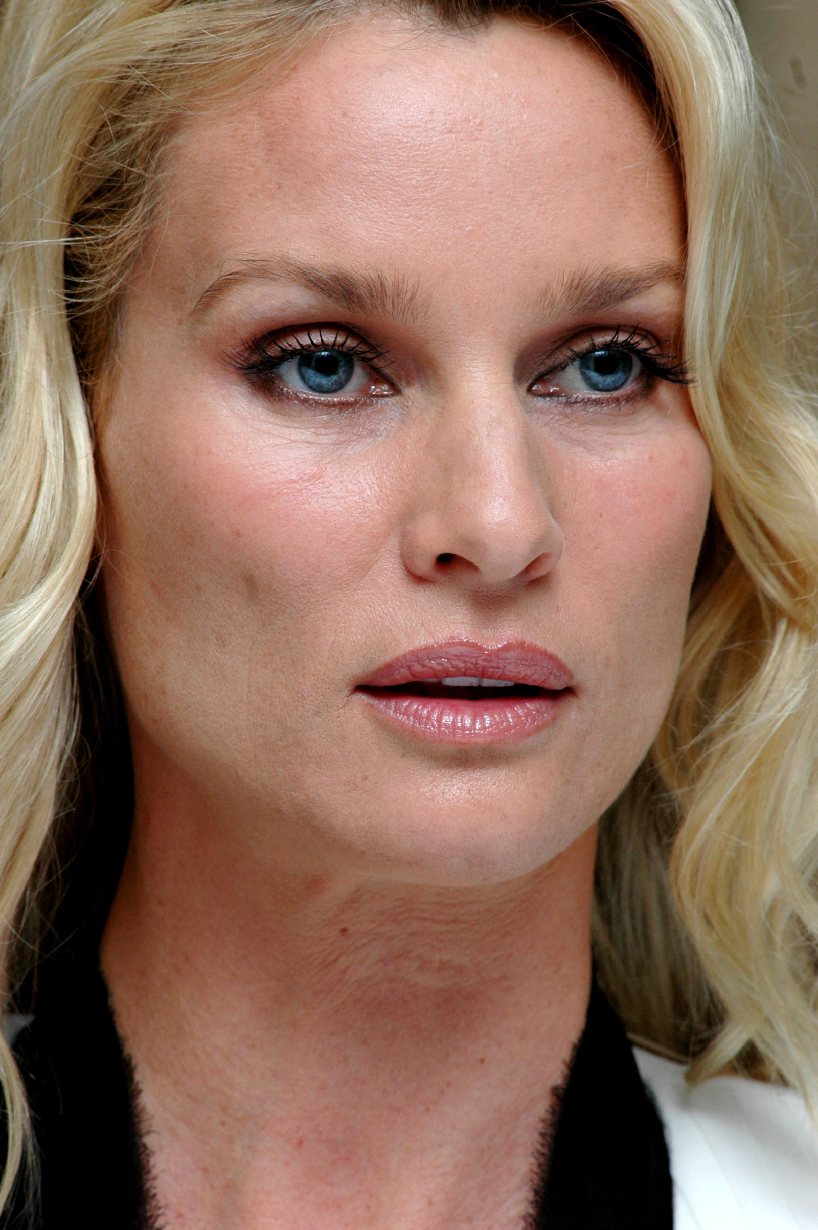 Николетт Шэридан (Nicolette Sheridan)