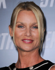 Nicolette Sheridan фото №217106