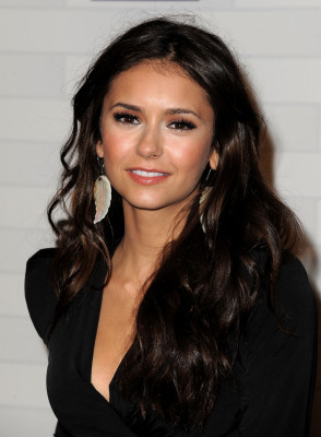 Nina Dobrev фото №413230