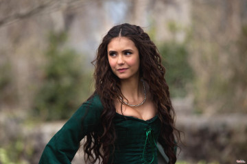 Nina Dobrev фото №476829