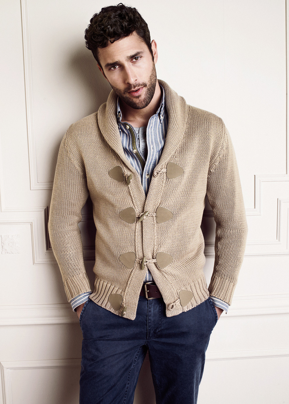 Ноа Миллс (Noah Mills)