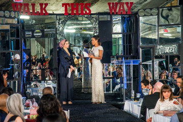Noor Tagouri -  Walk This Way Fashion Show in Washington 10/15/2018 фото №1112379