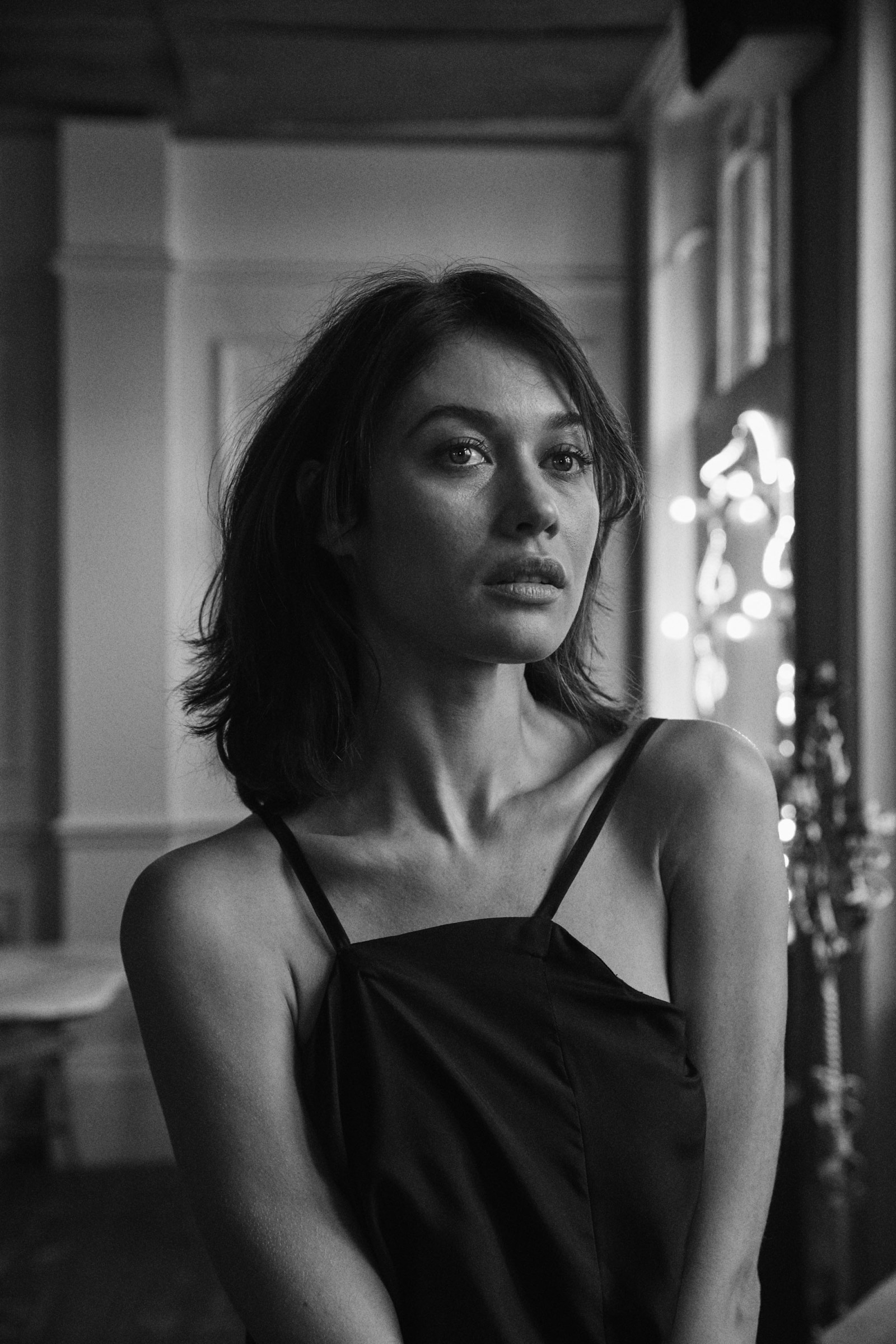 Ольга Куриленко - Olga Kurylenko фото №977998 - Olga Kurylenko - photoshoot  for THE FALL Magazine 2017, by Simon Emmett