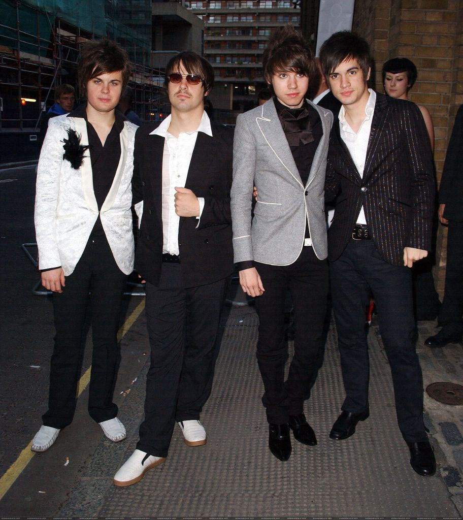 Panic At the Disco (Panic At the Disco)