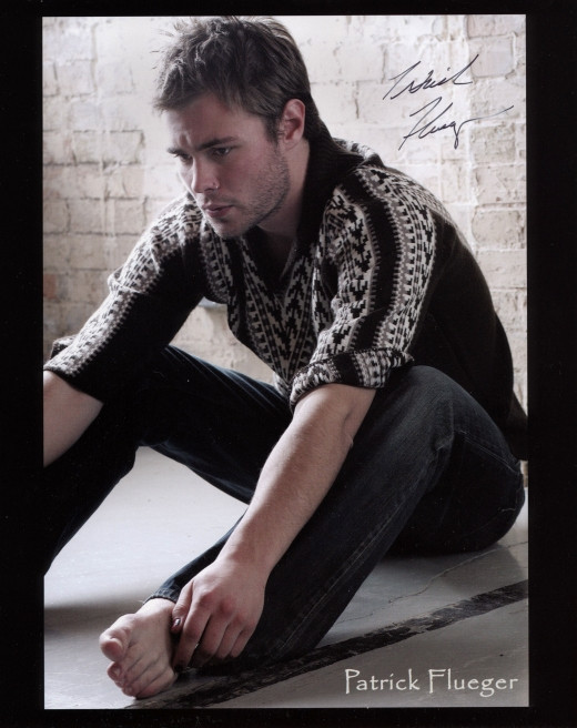 Патрик Флюгер (Patrick Flueger)