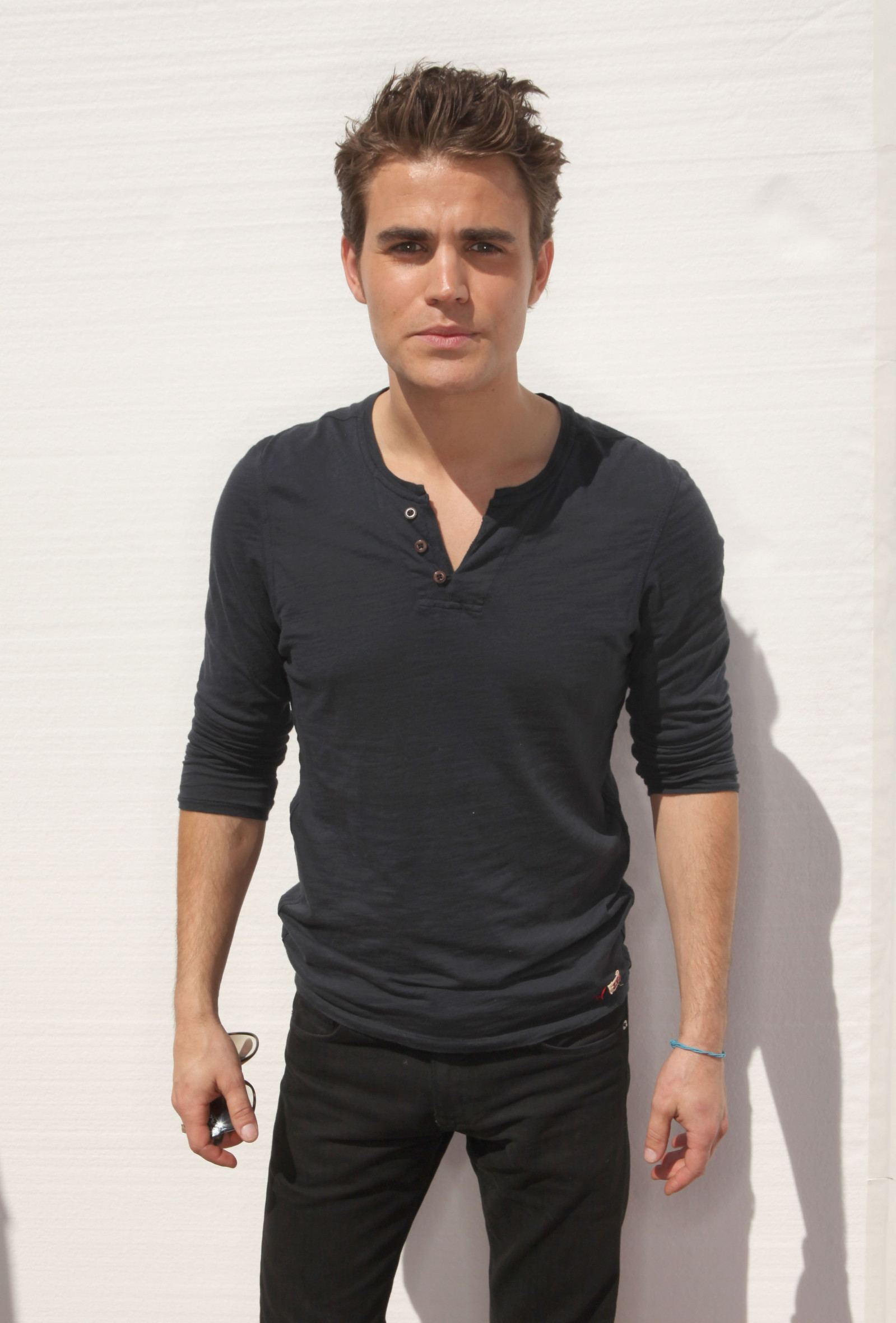 Пол Уэсли (Paul Wesley)