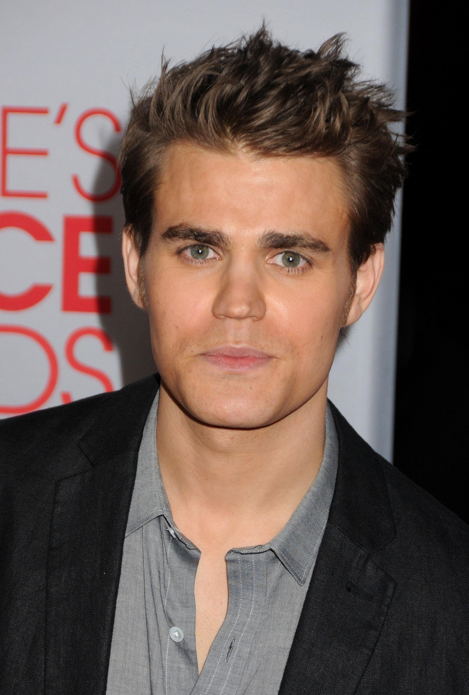 Пол Уэсли (Paul Wesley)