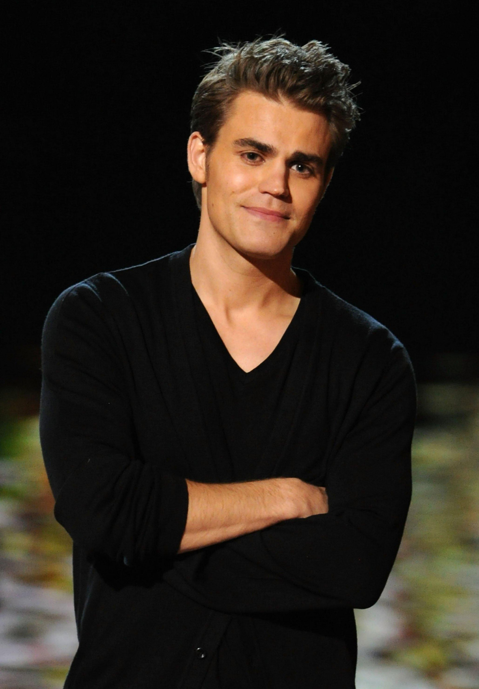 Пол Уэсли (Paul Wesley)