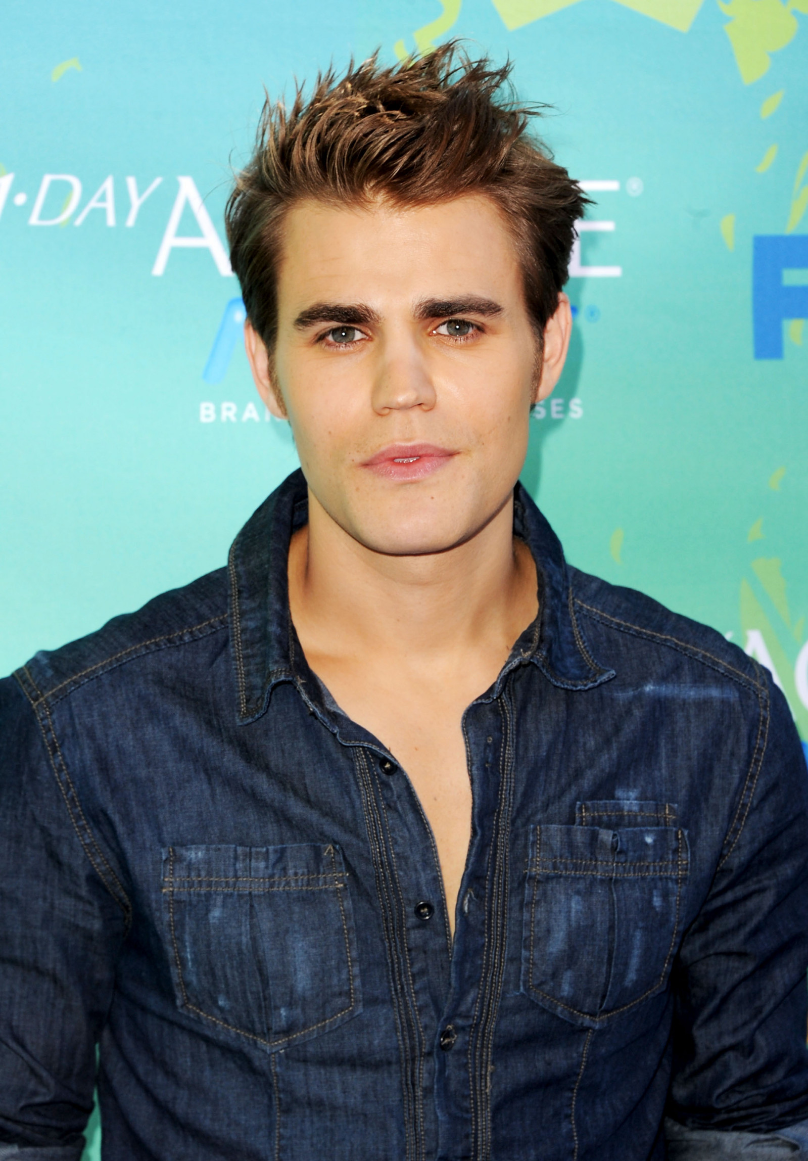 Пол Уэсли (Paul Wesley)