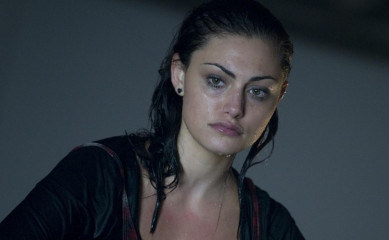 Phoebe Tonkin фото №575881