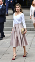 Queen Letizia of Spain фото №1079531