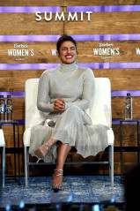 Priyanka Chopra фото №1079547