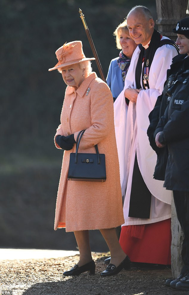 Королева Елизавета Вторая (Queen Elizabeth ll )