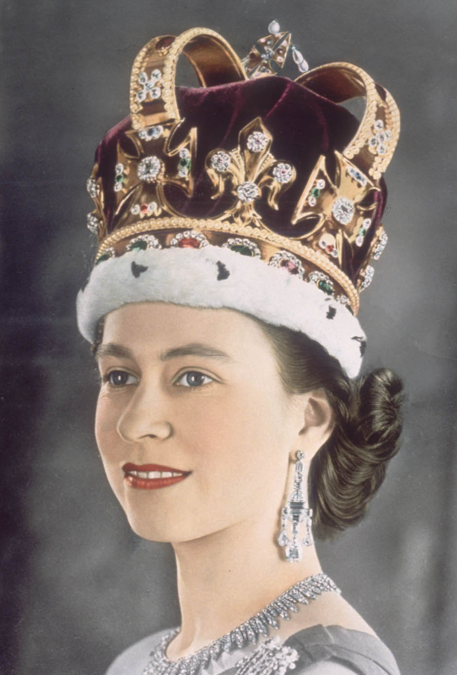 Королева Елизавета Вторая (Queen Elizabeth ll )