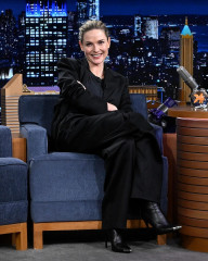 Rebecca Ferguson at The Tonight Show фото №1406742