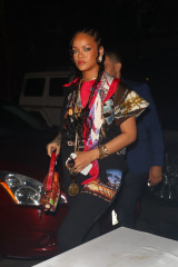 Rihanna - Carbone Restaurant in New York 09/14/2021 фото №1311517