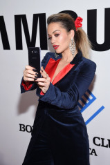 Rita Ora - Samsung Annual Charity Gala in New York 11/02/2017 фото №1009780