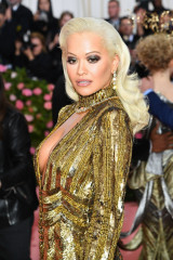 Rita Ora - Met Gala in New York 05/06/2019 фото №1169860